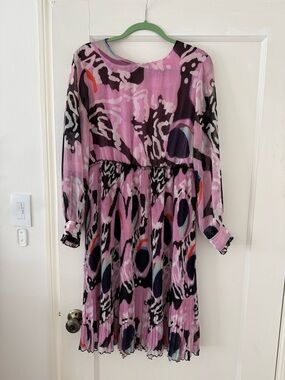 Gorman Wing Span Pleated Dress